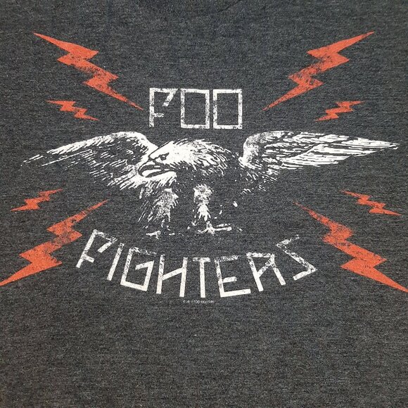 Foo Fighters tshirt unisex size small 18 in pit to pit Dave Grohl band shirt - Picture 2 of 4